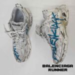 کفش کتونی بالنسیاگا رانر گرافیتی سفید آبی Balenciaga Runner Graffiti White Blue - Image 2
