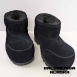 نیم بوت بالنسیاگا آلاسکا جیر مشکی Balenciaga Alaska Low Suede Black - Image 6