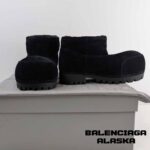 نیم بوت بالنسیاگا آلاسکا جیر مشکی Balenciaga Alaska Low Suede Black - Image 9